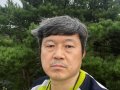 작성자 : 이윤찬
작성일 : 09-12
제목 : 2022년 9월 12일 월요일 호암산 정상에서...
내용 :   오늘도 호암산에 다녀와서 셀카 한 장만 찍었습니다. 오늘은 오후 6시 쯤에 정상엘 도착했네요. 좀 늦었습니다.


